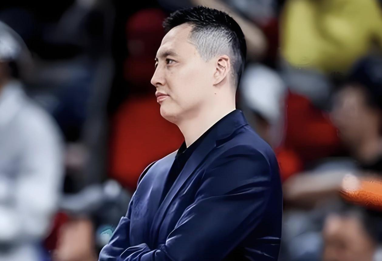 球速体育-40分大胜，卢伟：我们是抱着学习态度面对广东，所以心态才能更好