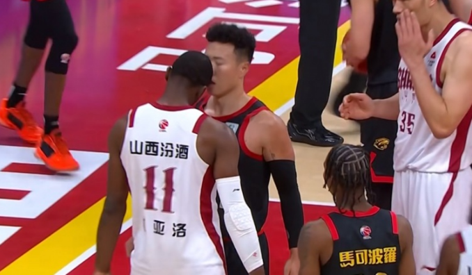 QIUSU Sports官方站-主帅被驱逐+2分钟7T！山西遭深圳终结3连胜 贺希宁23分